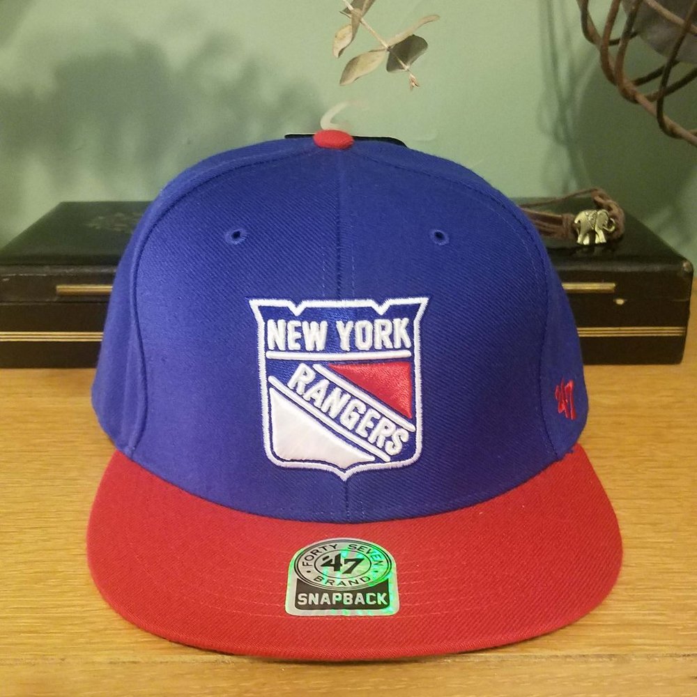 47 BRAND VTG NHL NY RANGERS BLUE WITH A RED BILL SNAP BACK BASEBALL CAP HAT NWT